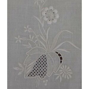 Vintage Madeira Linen Guest Bath Hand Towel Whitework Embroidery Cutwork